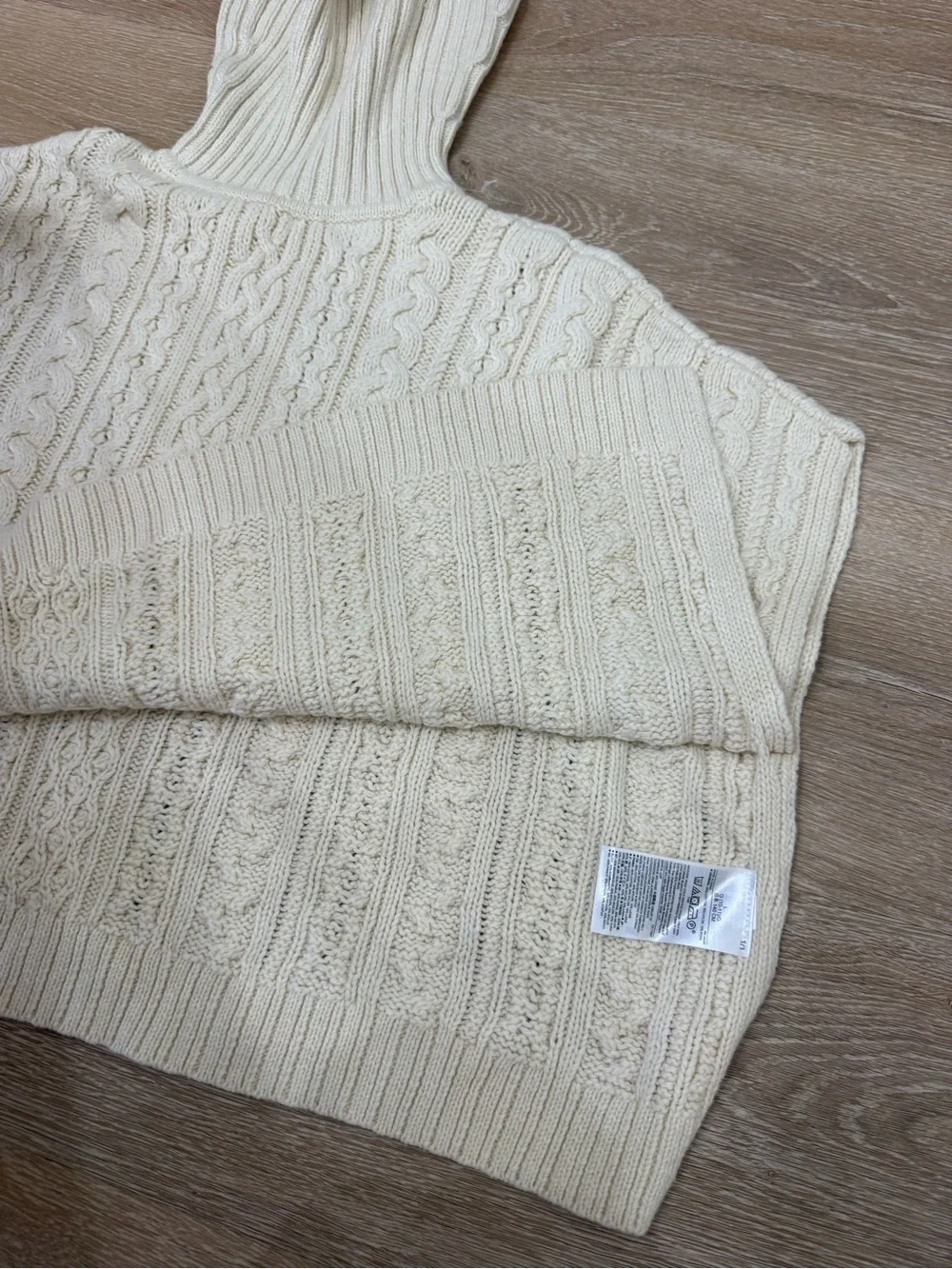 NWT GAP Kids Cable Knit Turtleneck Poncho Sweater Ivory Size L 10 140 cm Wool